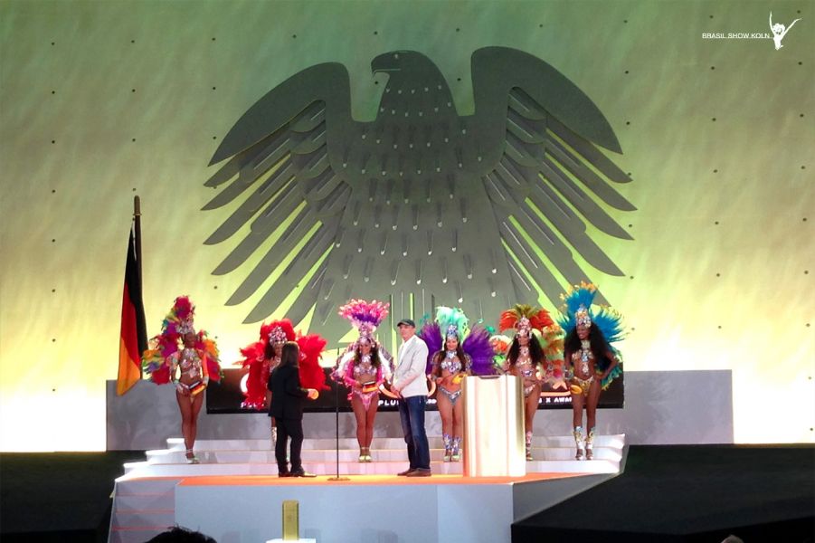 Sambashow Brasilshow Brasilianische Tänzerinnen Paderborn Kaiserslautern Mainz Trommler bundesweit