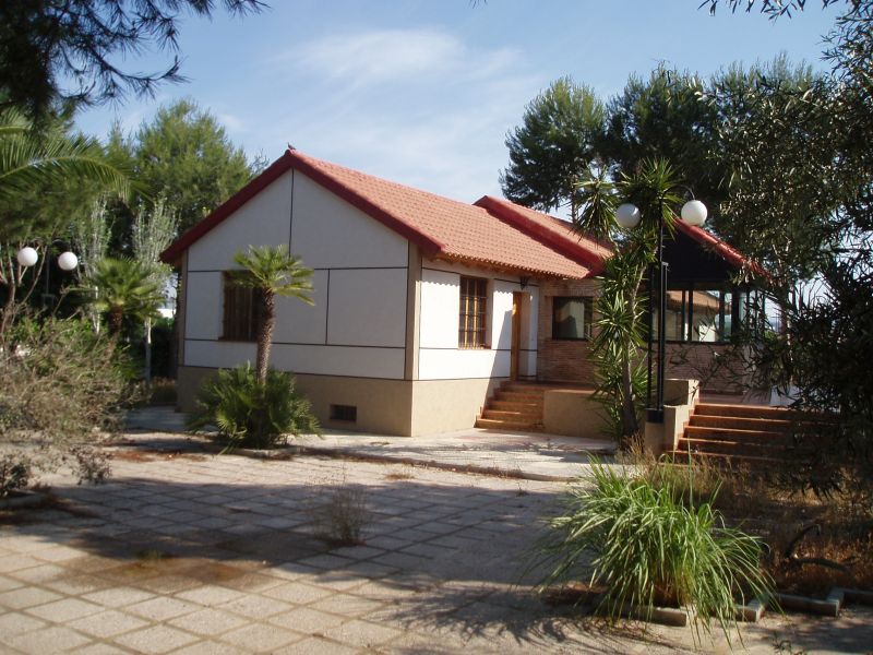 Bauernhäuser und Chalet- (SPANIEN) Orihuela