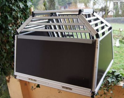 Original Schmidt-Box für (großen) Hund mit Fluchttür