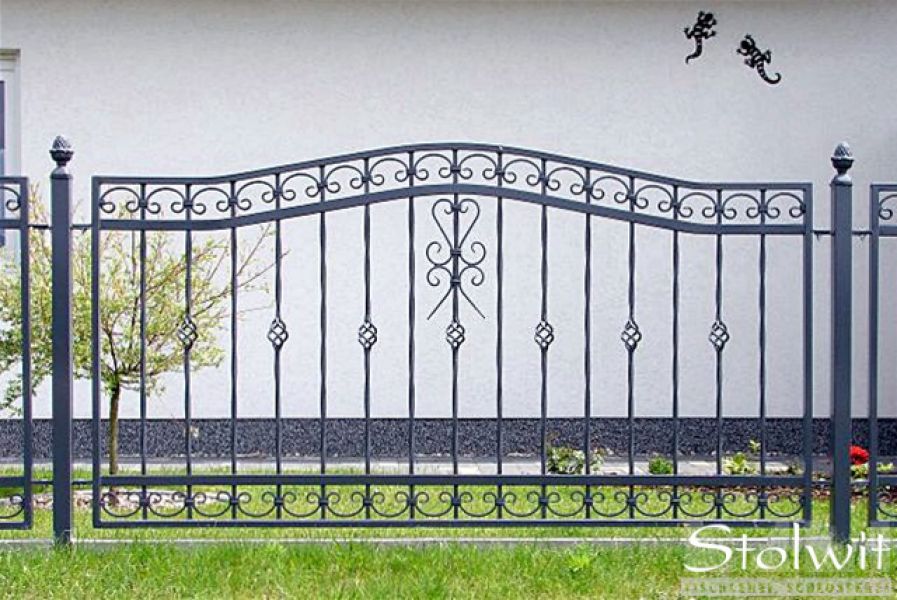 Zäune, Umzäunungen, Metallzäune, Tore, Doppelstabmatten aus Polen