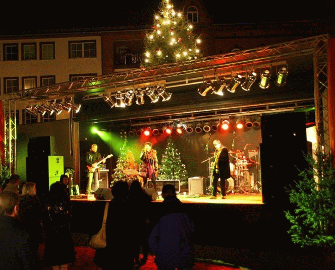 Weihnachtsprogramm auf der Showtruckbühne buchen