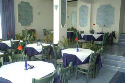 Hotel mit 50 Betten in zentraller Lage 3 km vom Sonnenstrand