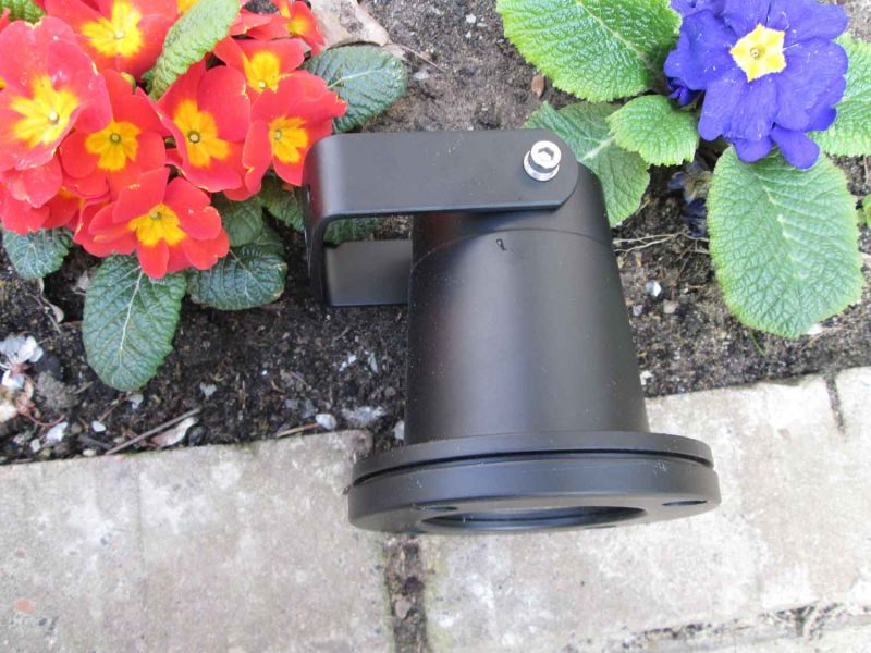 12 Volt Strahler für LED u. Halogen mit Durchgang