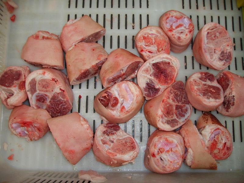 Das Fleisch zum Verkauf - verschiedene Arten