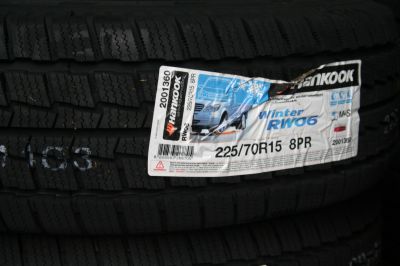 NEU Winterreifen 225/70R15C