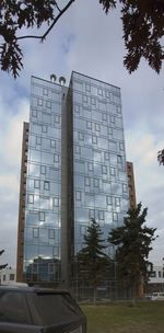 GLAS UND GEBÄUDEREINIGUNG