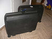 2 Stück Samsonite Reisegebäck   50 €