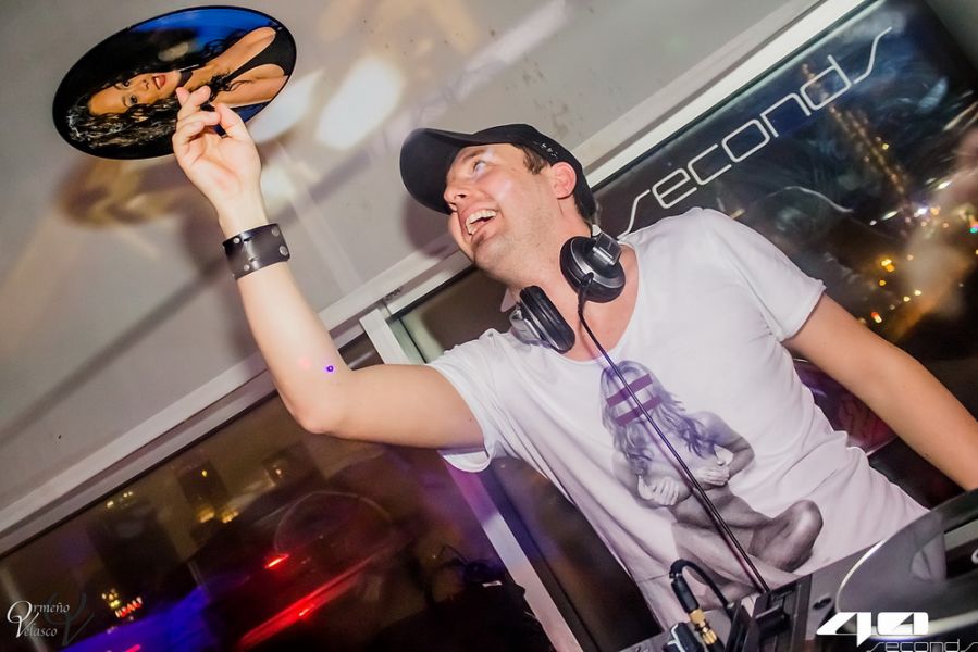 DJ für Club Events, House, Bootlegs, Mash-Up