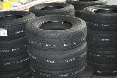 NEU Winterreifen 225/70R15C