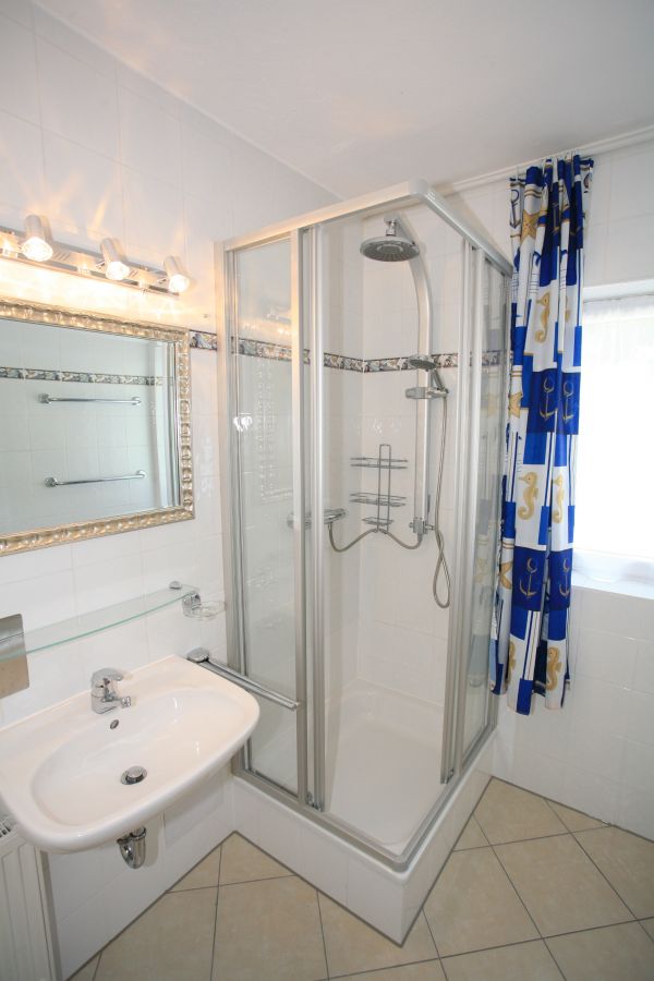 Skiurlaub in 82481 Mittenwald-Haus 2-7P.zum Lift nur 1,5 km 