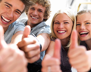 1. Level IT- Support UHD (M/W)