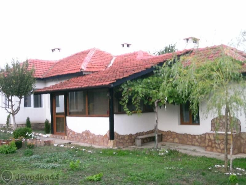 Rote Karte für teure Immobilien - Häuser