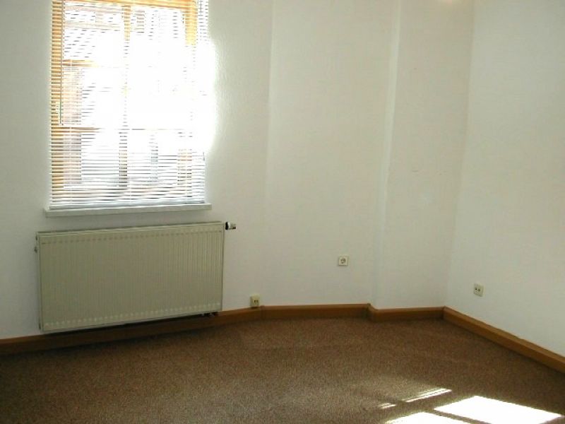 Zwei-Zimmer-Apartments ab sofort zuvermieten