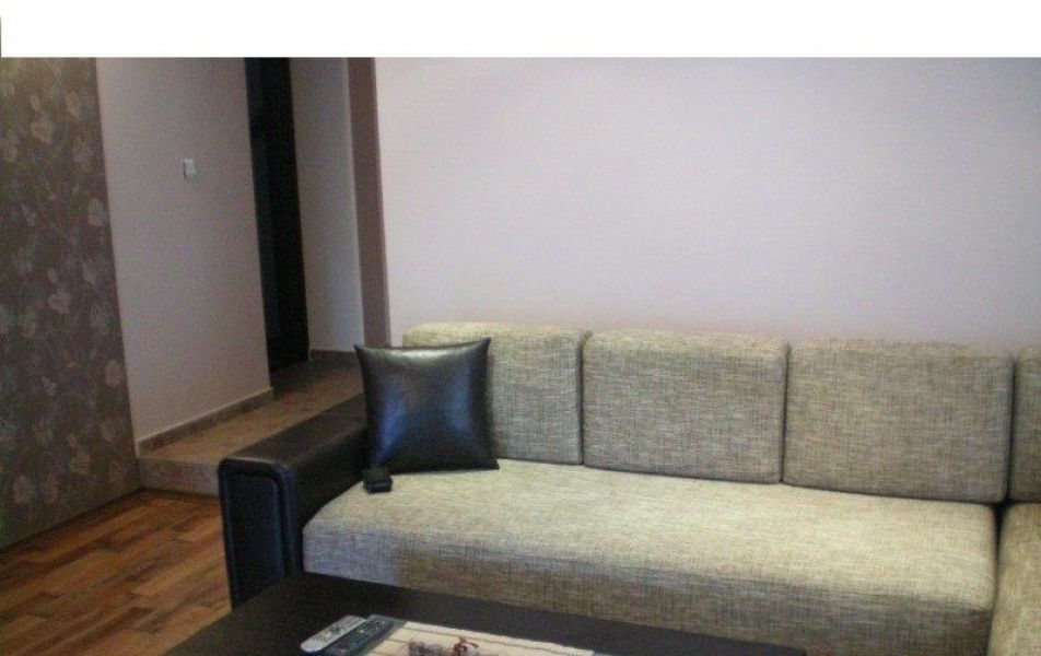 Dreistockiges schones Einfamilienhaus mit Meerpanorama