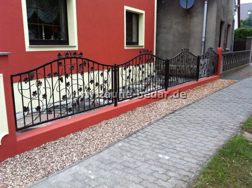 Metallzäune aus Polen. ZAUN, Tor, Pforte. Günstig