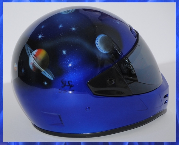 Airbrush! Helm-Design Weltall!
