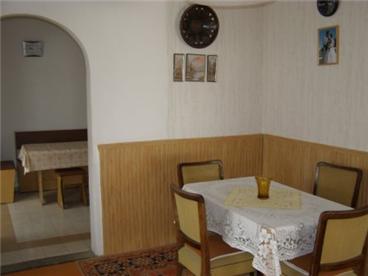 Traditionelles Haus mit 5414 m2 Grundstück Nr. 20/49