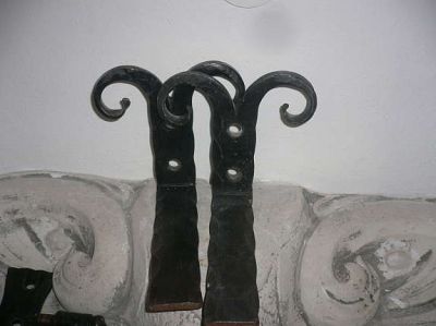 Schmiedeisernes Tor 200 EUR 