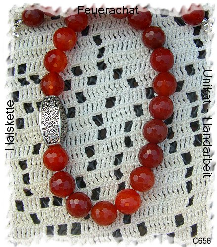 Edelsteinschmuck, Halskette mit rassigem Feuerachat