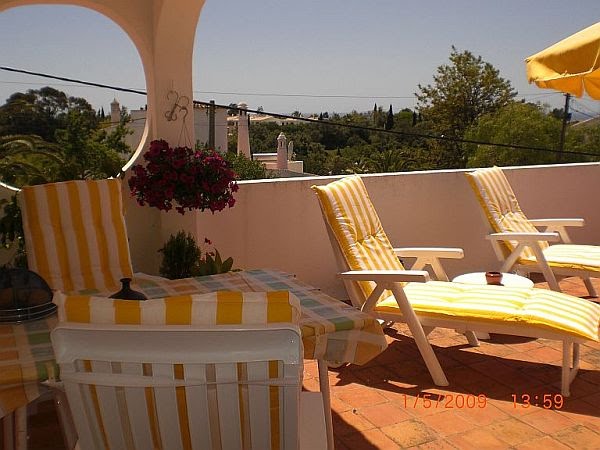Algarve,Ferienwohnung Privat Preiswert;gr.Sonnenterrasse