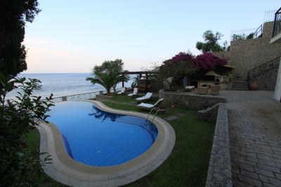 Korfu Ferienwohnungen und Private poolvillen