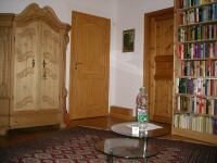 3 einzelne, schöne Möbliert-Zimmer 