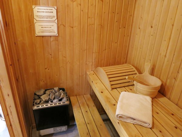Urlaub inmitten der Natur mit Sauna und Kaminofen Ferienhäuser Marx im Ferienpark Extertal