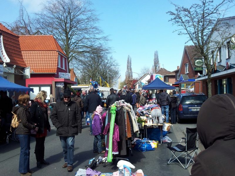 XXL-Volkströdelmarkt zum Harley Frühjahrstreff in Augustfehn am 06.04.2014