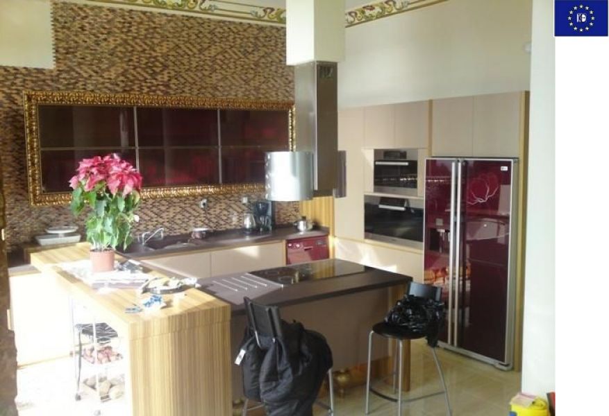 Einfamilienhaus - HALKIDIKI SITHONIA NIKITI - EURO 775000