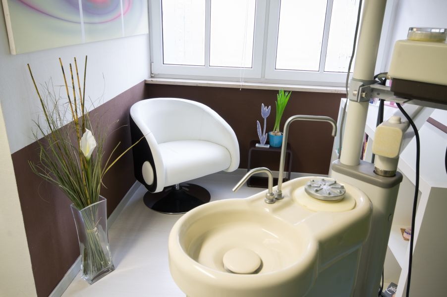 Bleaching by eDEL weiss zahnkosmetik