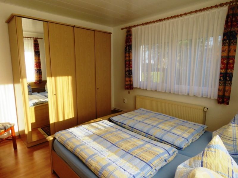 Ferienwohnung bis 5 Personen mit Terrasse und Gartensauna in Ostfriesland