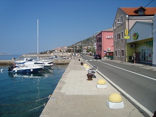 Kroatien, schönes Haus direkt am Meer, zu verkaufen