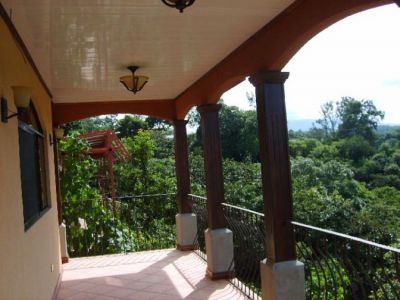 Costa Rica - Neubau in San Gertrudis de Grecia