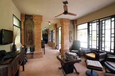 Kinkala Luxus Gartenwohnung