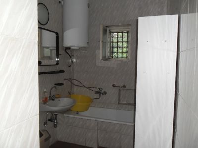 Haus in ruhiger Lage mit 5659 m2 Grundstück Nr. 20/52