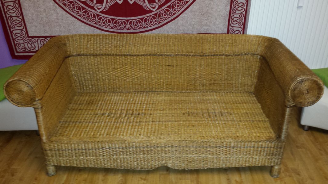 Rattansesssel für Innen und Außen (Gartenmöbel) VB 15,- €