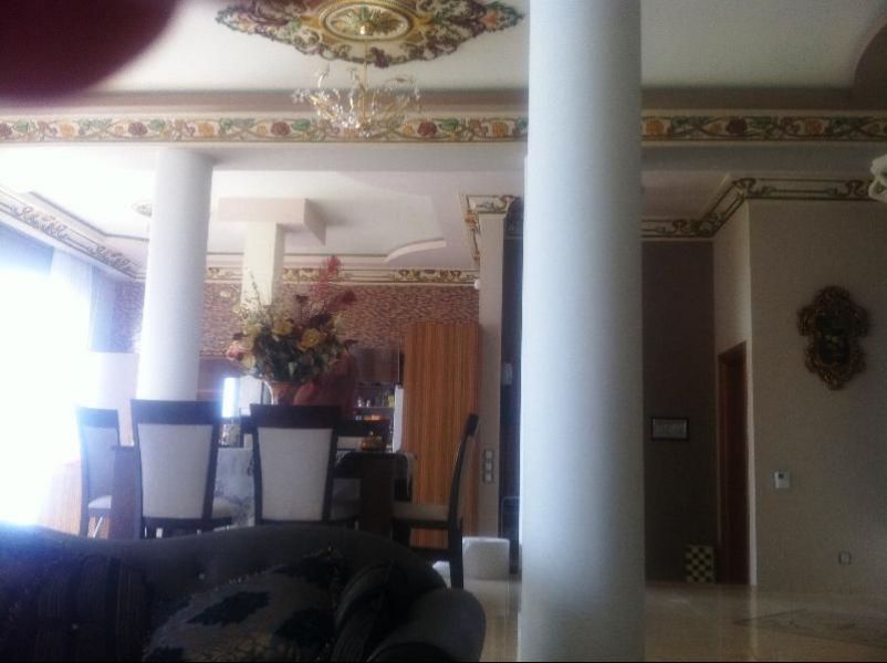 Diese wunderschöne Villa ist so nah am Meer.....