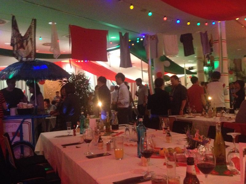 Sängerin Sänger für Italienisch Deutsche Events