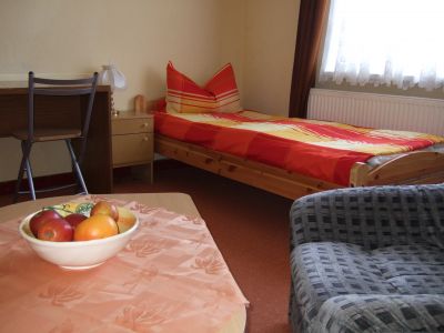Bad Langensalza möbliertes Zimmer
