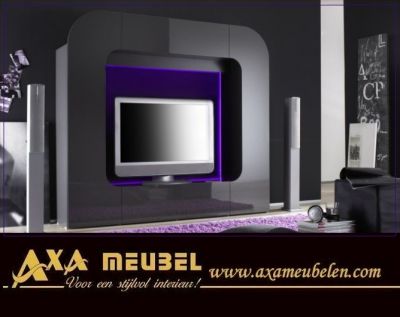 Günstige italienische hochglanz Wohnwand AXA Möbel angebote