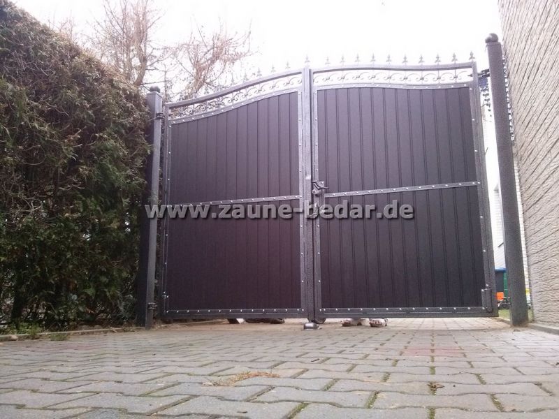 Doppelstabmattenzaun aus Polen ~ Schmiedeeisernezaun aus Polen ~ Sichtschutz aus Polen