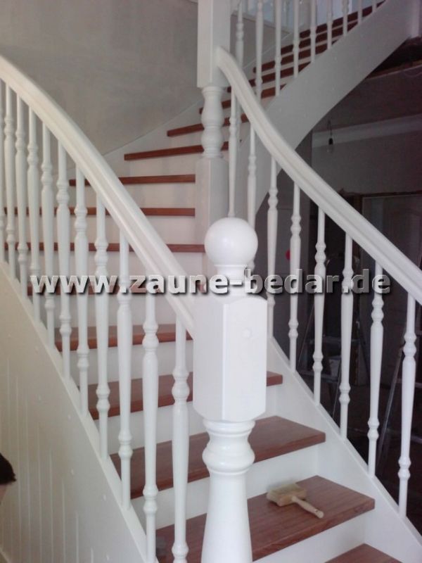 HOLZTREPPE aus Polen, HOLZTREPPEN vom Hersteller, Beste QUALITÄT des Holzes