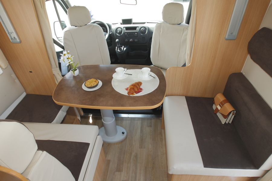 Wohnmobilvermietung-Neues-Wohnmobil-Mieten-Vermietung-2016-Ferien-Wohnwagenvermietung-Dein Wohnwagen