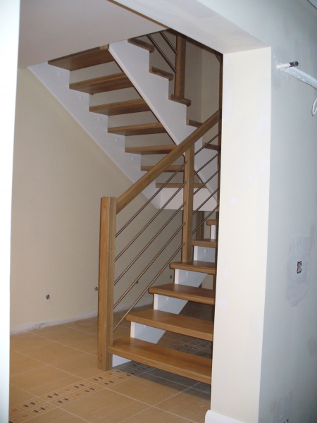 Holztreppen aus Polen , Herdsteller AS-w.Treppenzaune.de