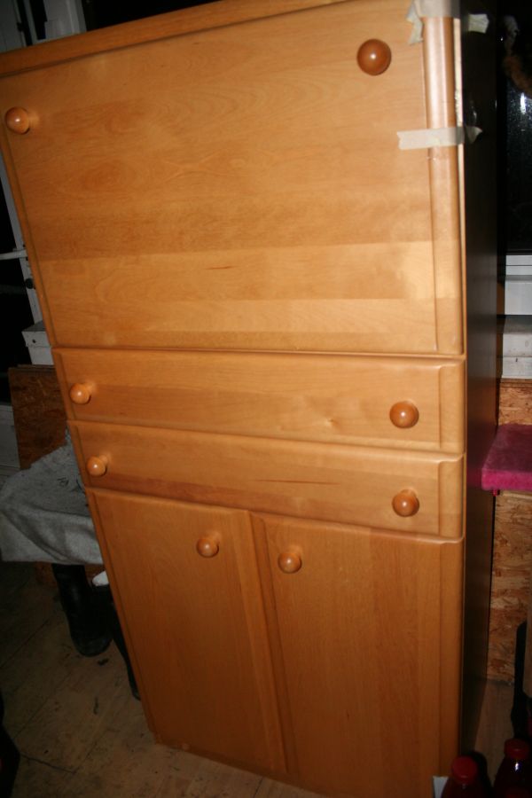 Anbauwand 7 teilig, Birke massiv, 180 Euro