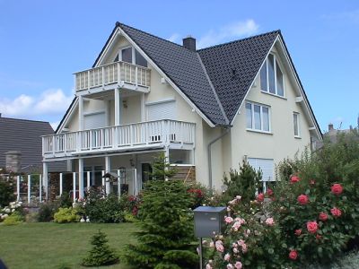 Haushälfte an der Ostsee