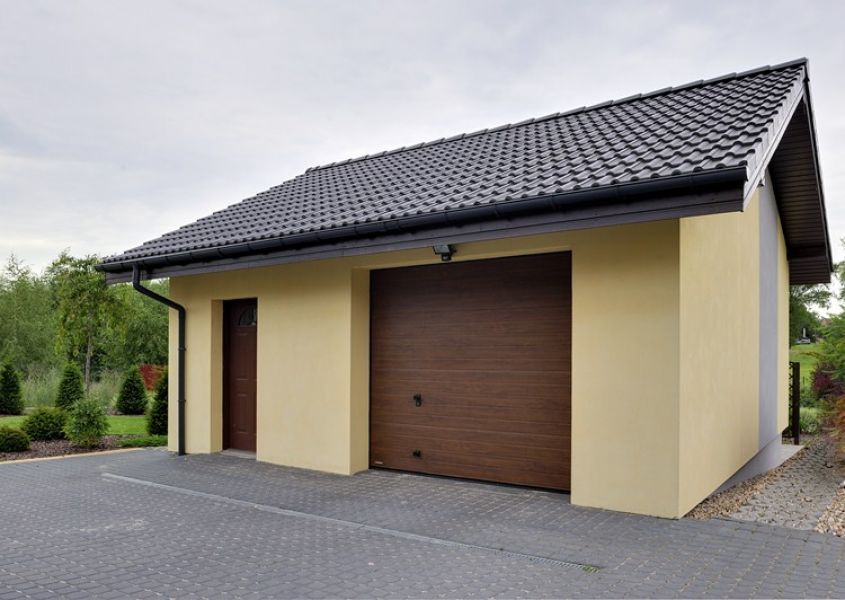 Garagentore aus Polen, Sektionaltor, Rolltor, Rollgitter. Von KRISPOL