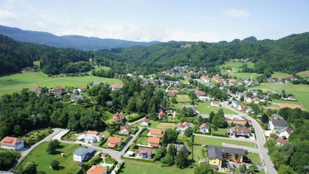 Österreich - Haus + Appartments Häuser zu Verkaufen