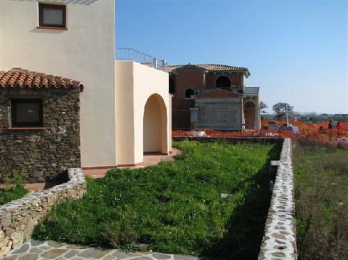 Villa -etwa 800 Meter vom Strand entfernt - Euro 159,000