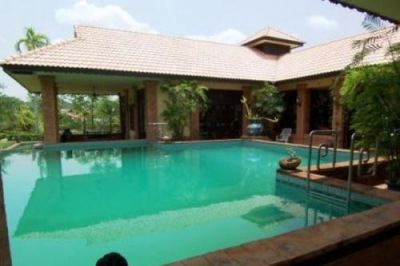 Kinkala Gartenwohnung